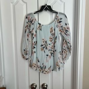 Floral print blouse
